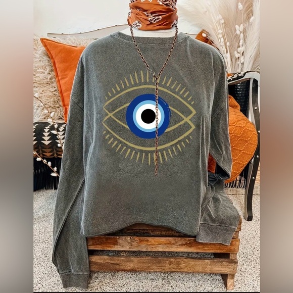 Women’s NEW Dark Gray Graphic Crew Neck Sweatshirt Size L - Picture 2 of 7